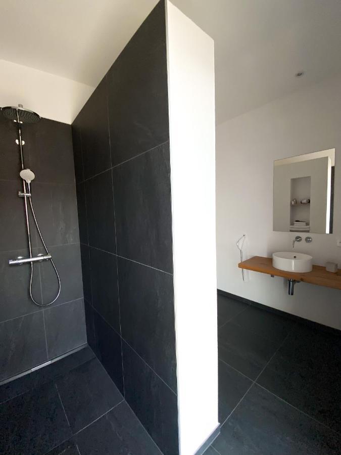 Accommodatie bij particulieren Lakeview With Two Bedrooms & Private Bathroom Chatillon (Fribourg)