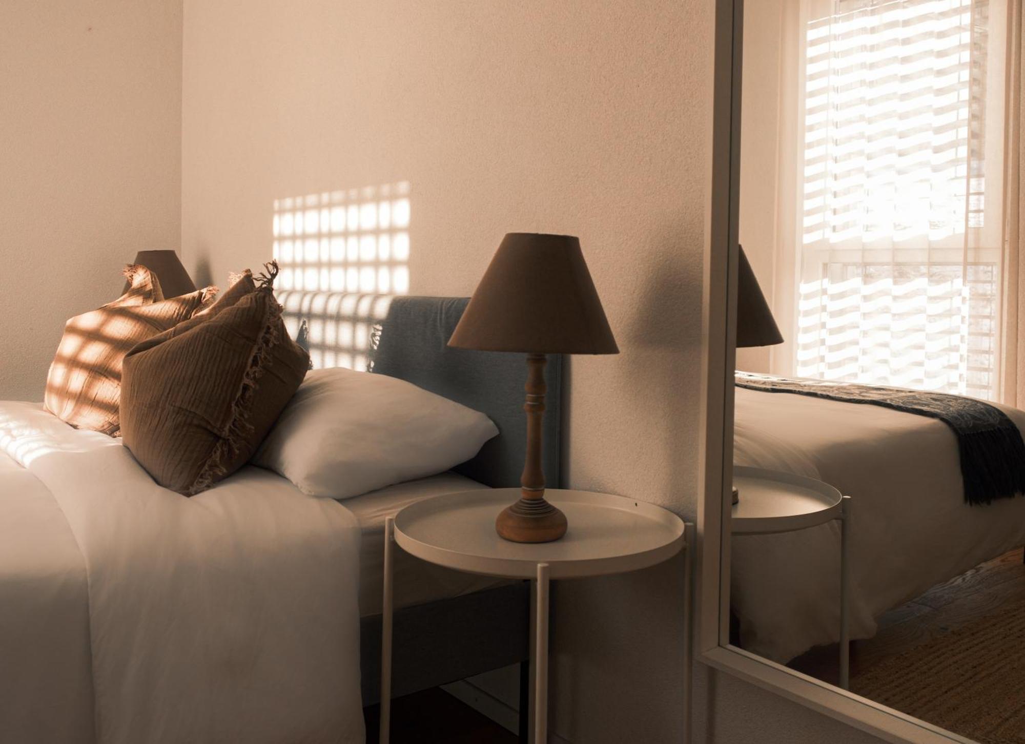 Accommodatie bij particulieren Lakeview With Two Bedrooms & Private Bathroom *